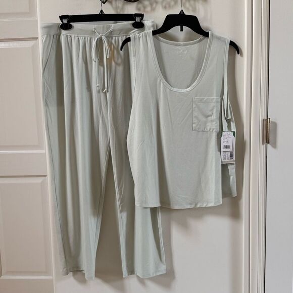 Softies Boyfriend Pocket Muscle Tank with Flood Pant PJ Set in Sage L NWT - Picture 3 of 14